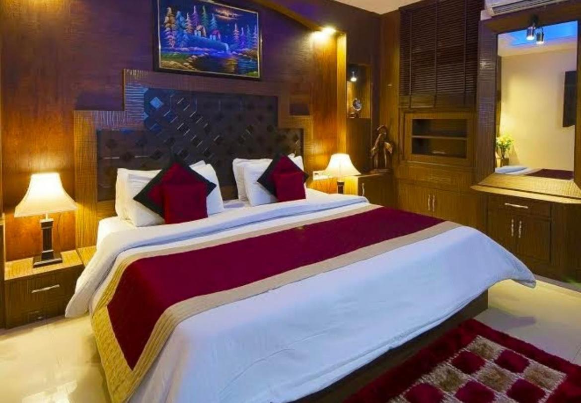Hotel Diamond Inn-national Highway-8,mahipalpur New Delhi